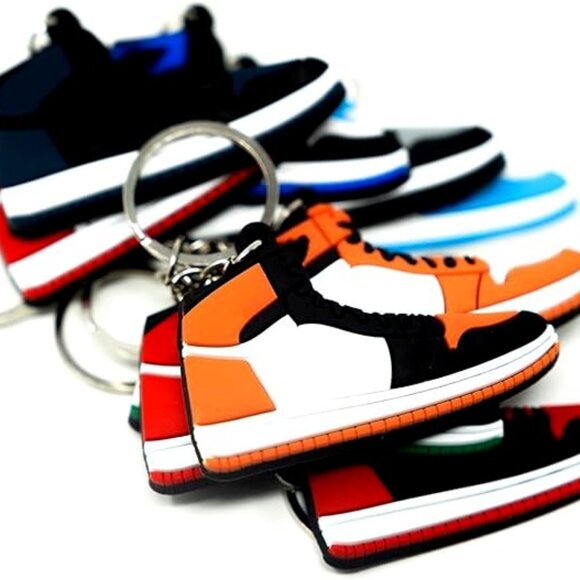 Sneakers Keychains Logo Shoe Bag Charms - Set of 10 - Picture 5 of 14